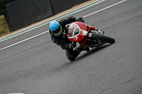 brands-hatch-photographs;brands-no-limits-trackday;cadwell-trackday-photographs;enduro-digital-images;event-digital-images;eventdigitalimages;no-limits-trackdays;peter-wileman-photography;racing-digital-images;trackday-digital-images;trackday-photos